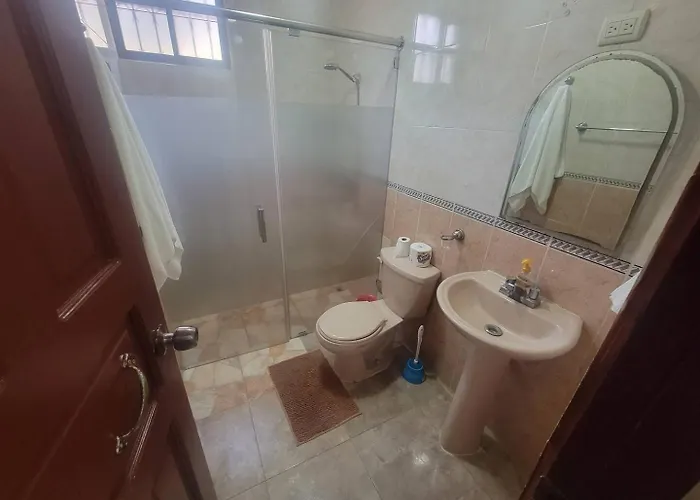 Three Bed Room Next To Colinas Mall Near Monumento